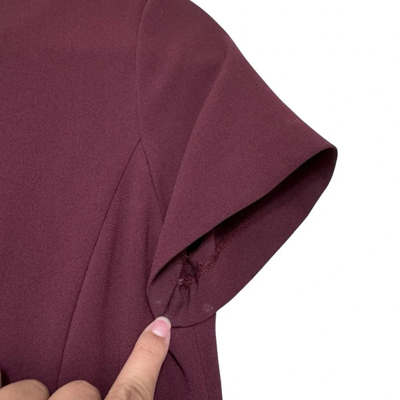 Theory Short Sleeve Jatinn Sheath Mini Dress in Modern Crepe Mulberry Wine Sz 2 - Picture 8 of 8